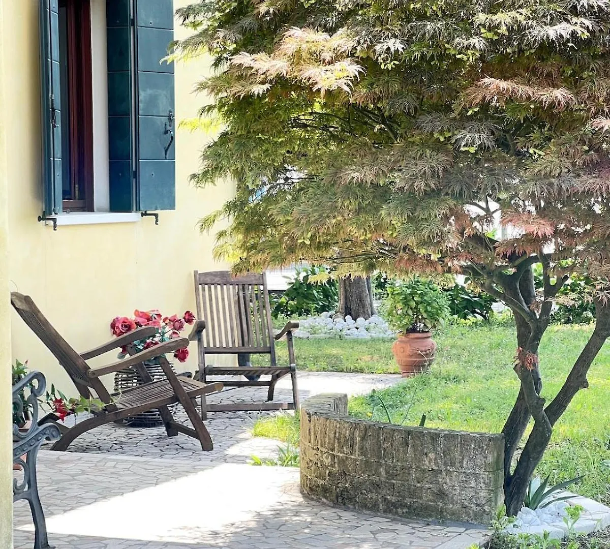 Villa Oasi Mariuccia - Relax E Mare Lido di Jesolo Italien